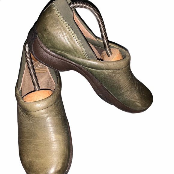 Dansko Sport Green Leather Clogs Shoes - Picture 5 of 6